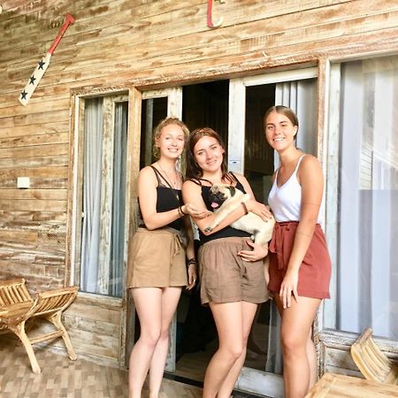 Pange Hostel Lembongan Nusa Lembongan Esterno foto